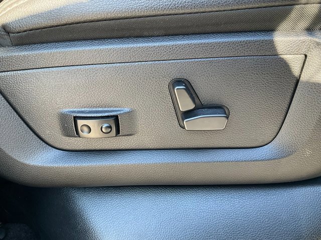 Used 2015 RAM 1500 Laramie image 21