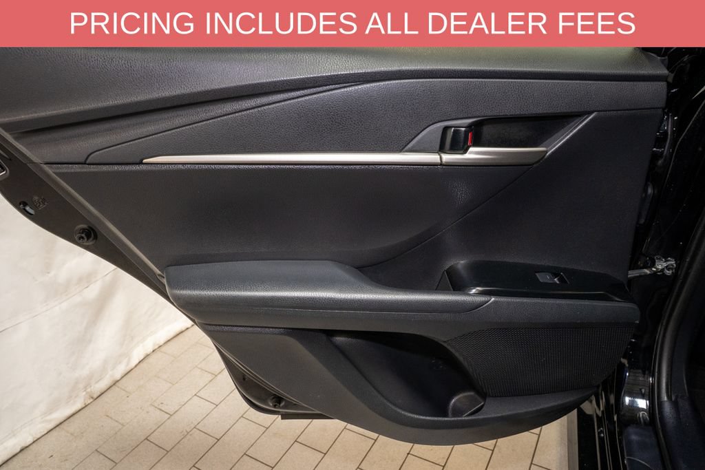 Used 2025 Toyota Camry LE w/ Convenience Package AWD/4WD image 9