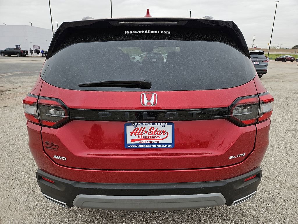 Used 2025 Honda Pilot Elite image 6