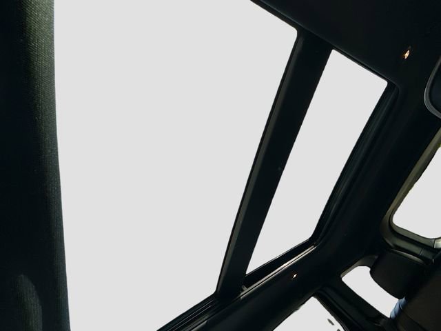 Used 2020 Jeep Grand Cherokee Overland image 22