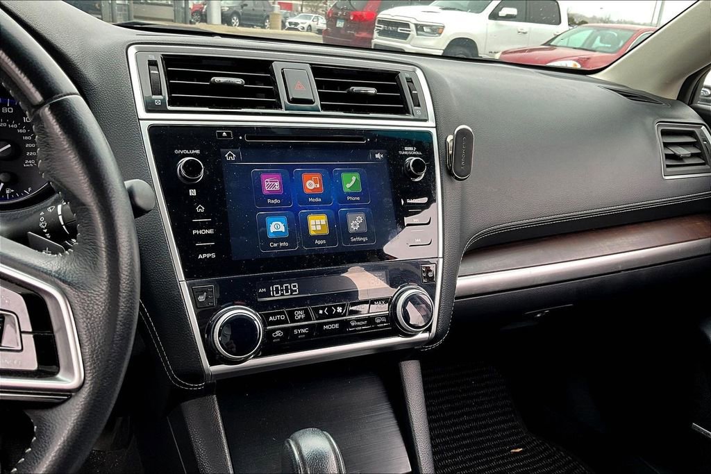Used 2018 Subaru Outback 2.5i Limited w/ Popular Package #2 image 13