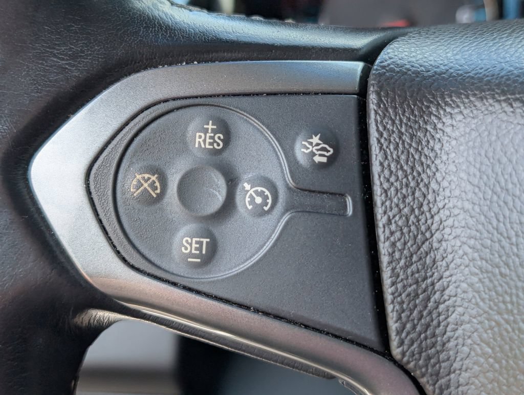 Used 2020 Chevrolet Tahoe LS w/ Enhanced Driver Alert Package RWD image 19