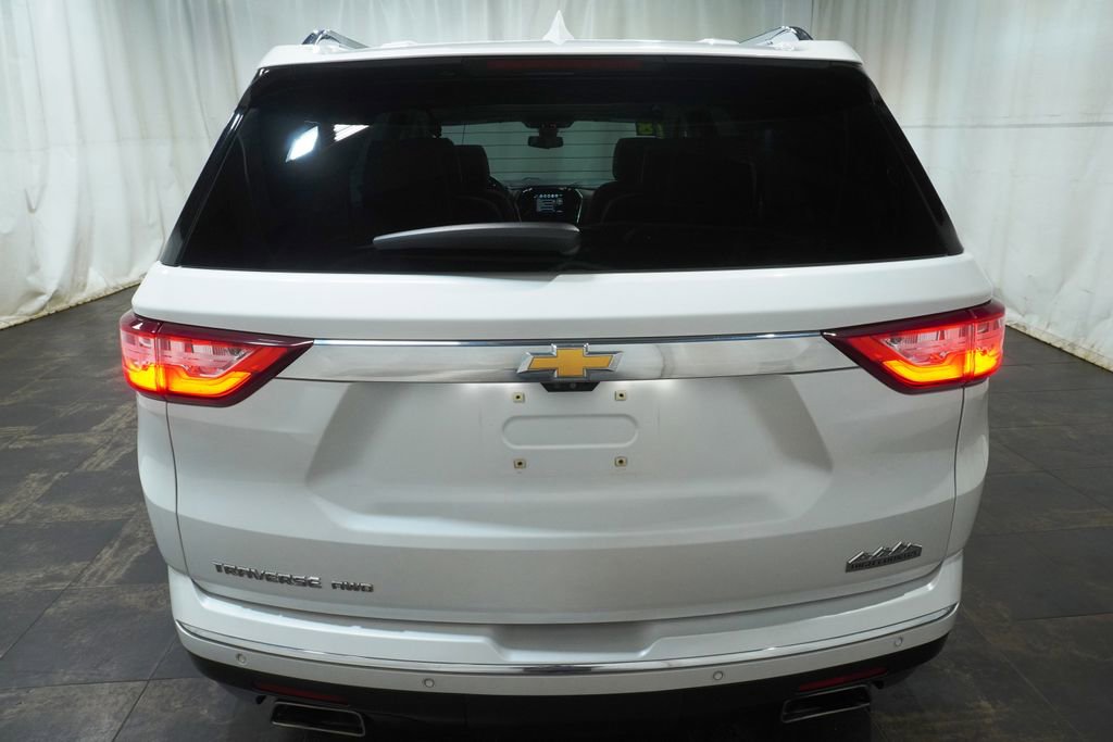 Used 2022 Chevrolet Traverse LS AWD/4WD image 4