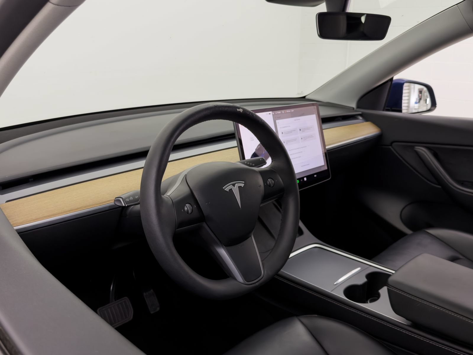 Used 2021 Tesla Model Y Long Range AWD/4WD image 10
