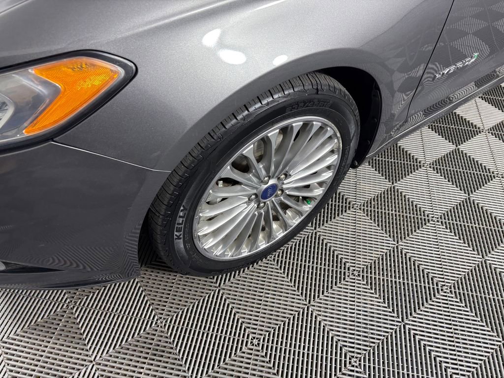 Used 2014 Ford Fusion Titanium FWD image 8