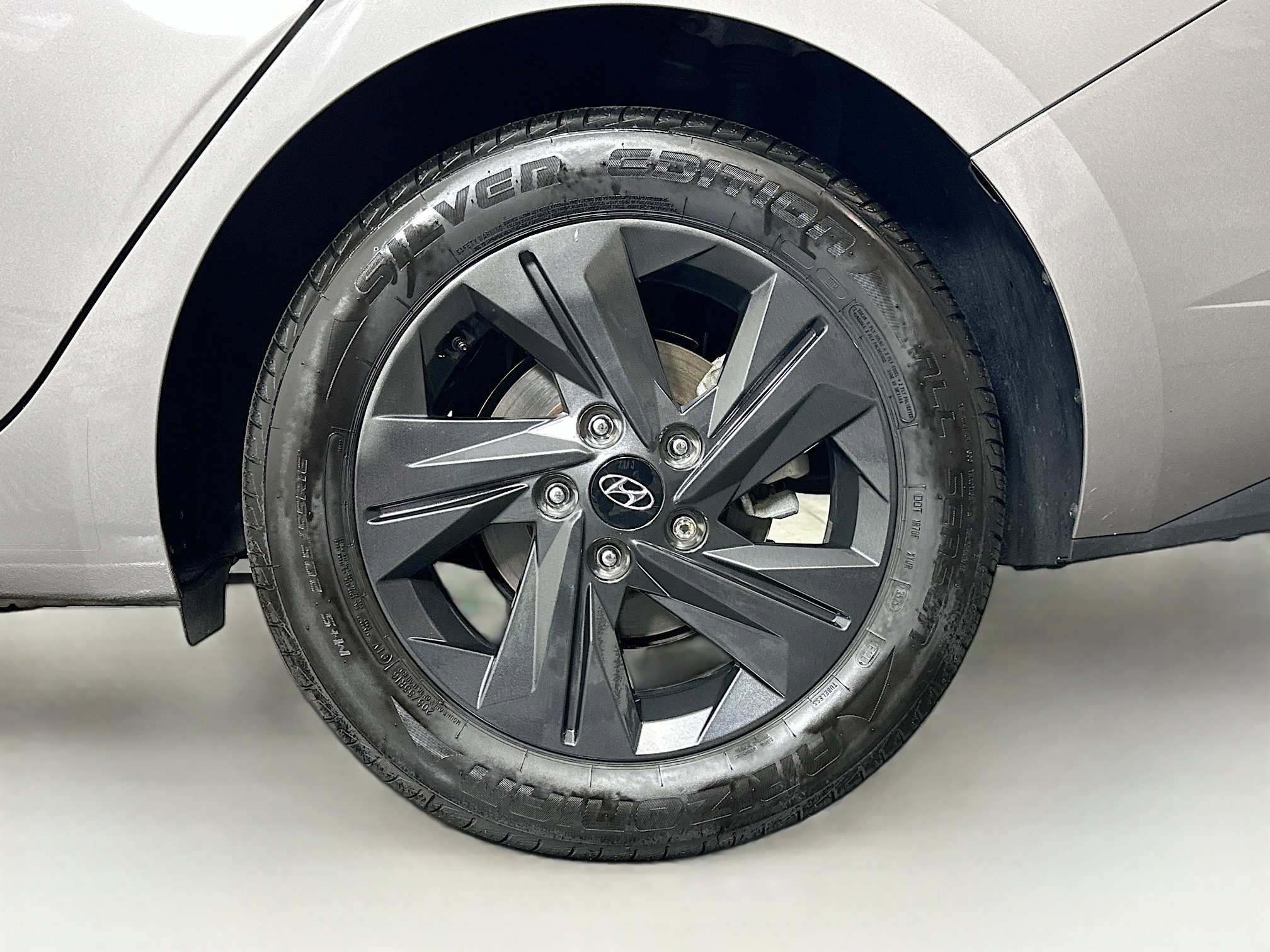 Used 2021 Hyundai Elantra SEL image 11