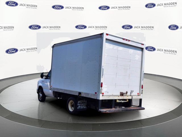 Used 2015 Ford E-350 and Econoline 350 Super Duty w/ Power Windows & Locks Group RWD image 3