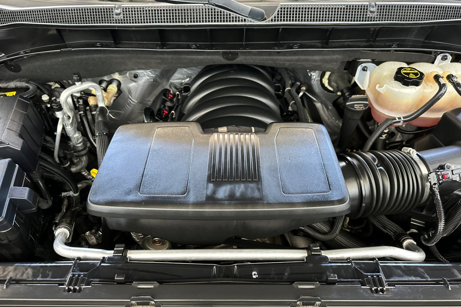 Certified 2024 Chevrolet Tahoe LT AWD/4WD image 26