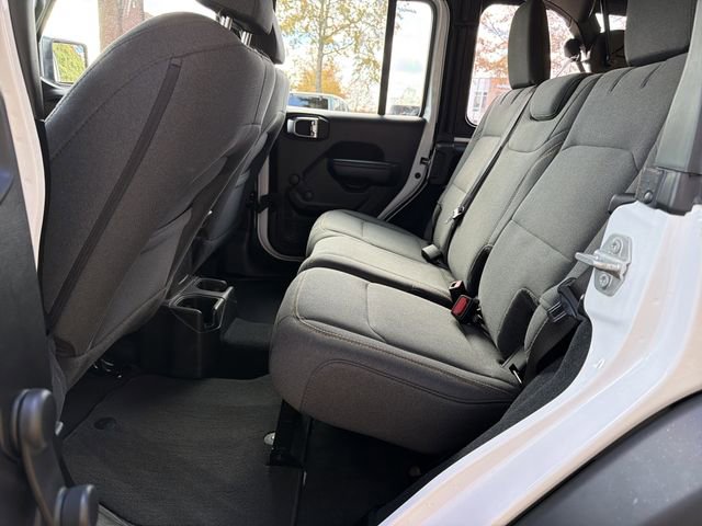 Used 2024 Jeep Wrangler Sport image 21