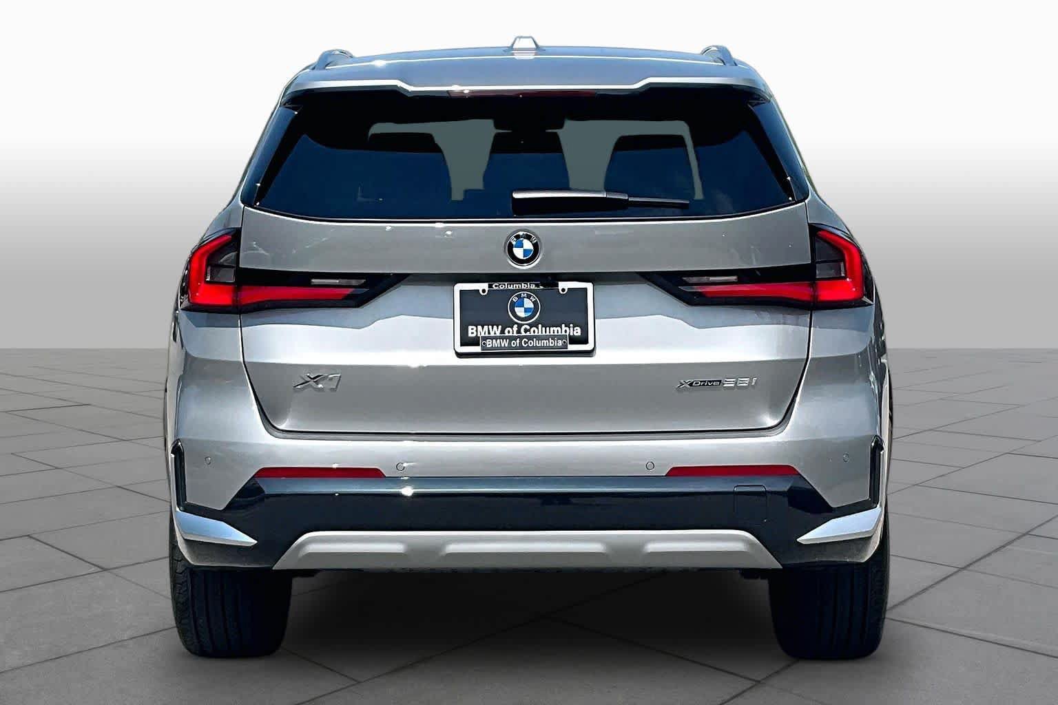 Certified 2024 BMW X1 xDrive28i w/ Convenience Package AWD/4WD image 4