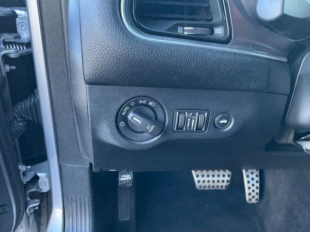 Used 2016 Dodge Challenger R/T Scat Pack image 9