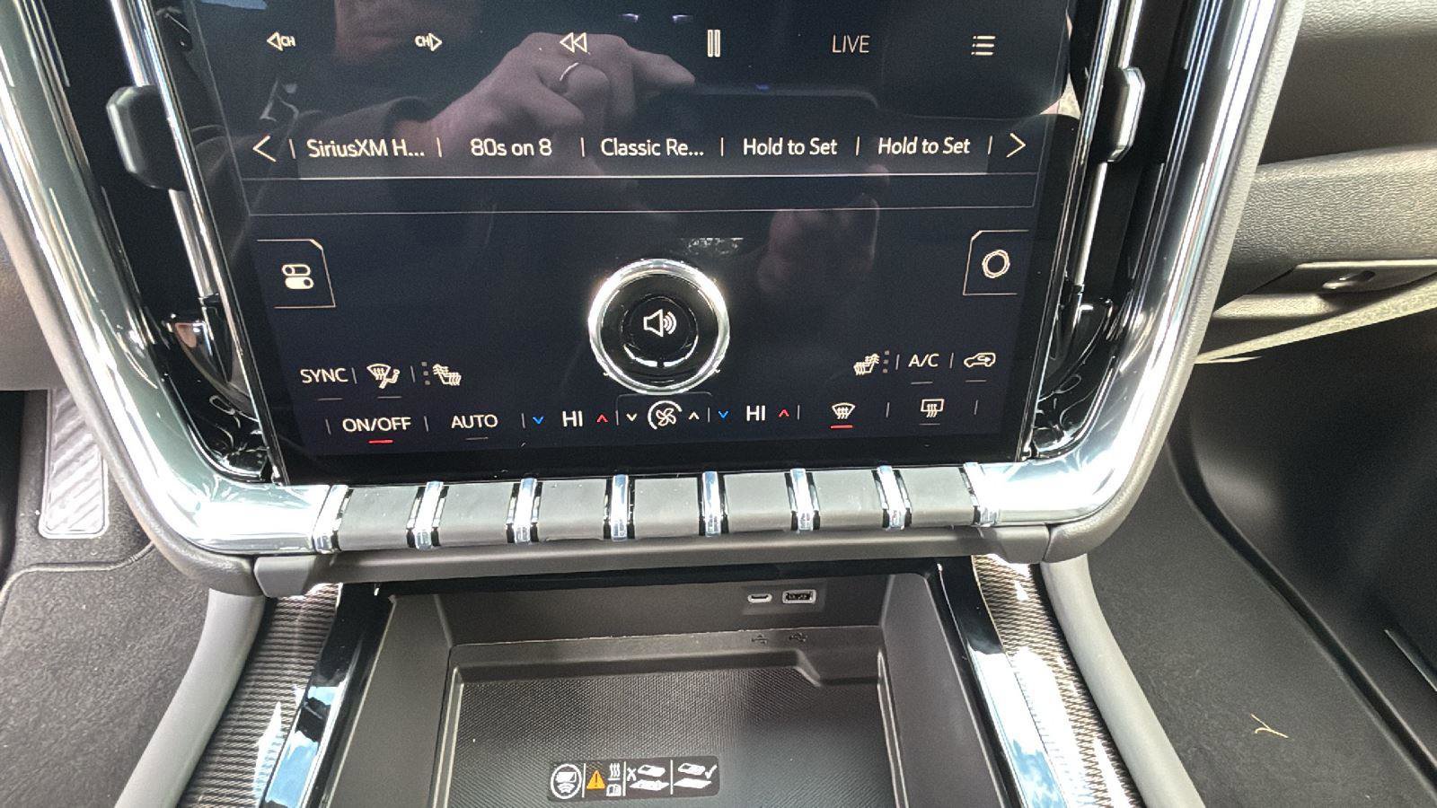 New 2026 GMC Yukon Elevation w/ LPO, Elevation Black Package image 21