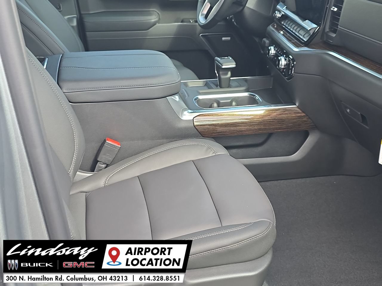 New 2026 GMC Sierra 1500 Elevation w/ Elevation Premium Package AWD/4WD image 29