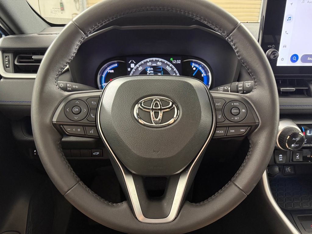 Used 2024 Toyota RAV4 XSE AWD/4WD image 14