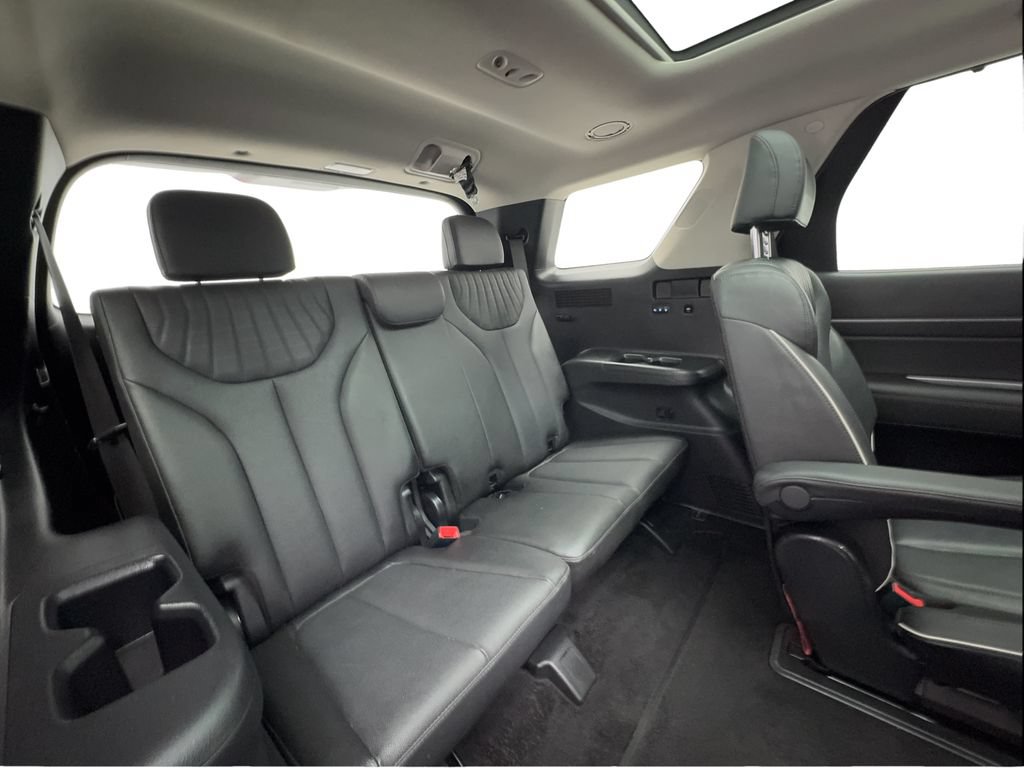 Used 2024 Hyundai Palisade Limited AWD/4WD image 32