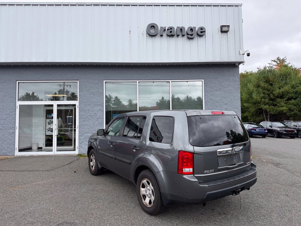 Used 2011 Honda Pilot LX image 3