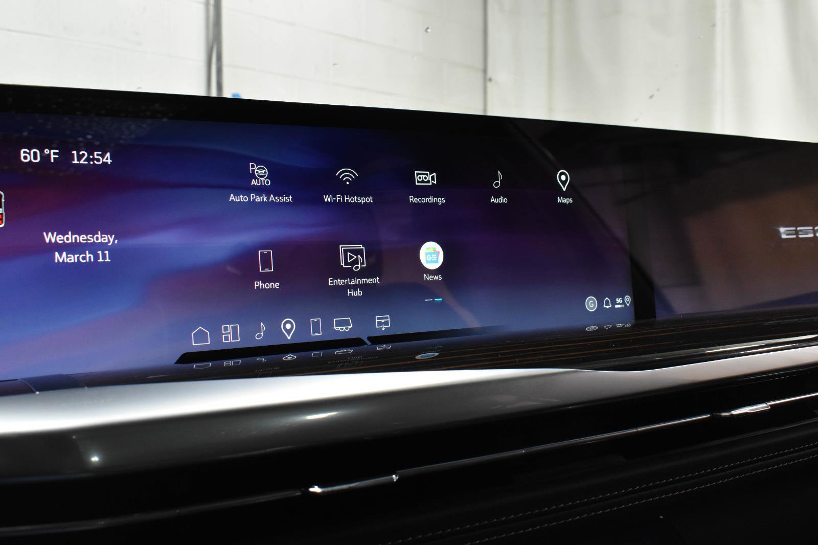 New 2026 Cadillac Escalade Luxury w/ Touring Package image 8