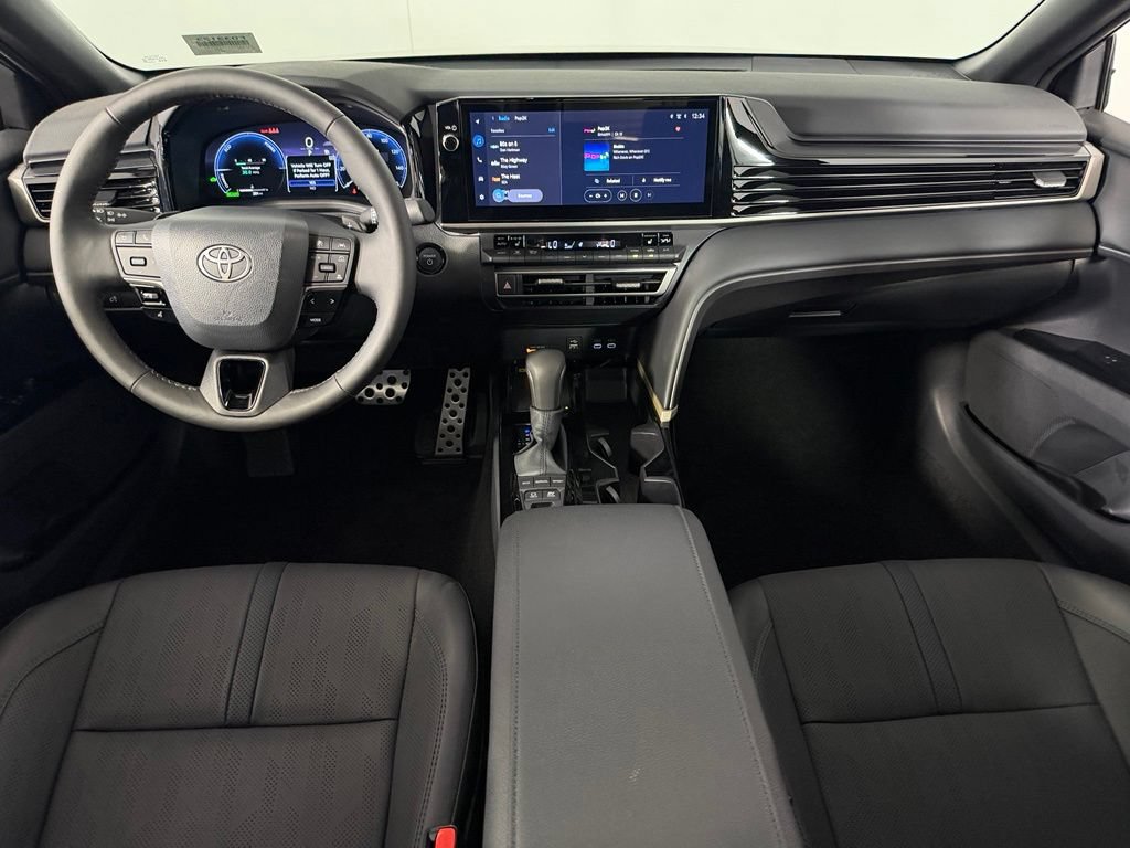 Used 2026 Toyota Camry XSE FWD image 11