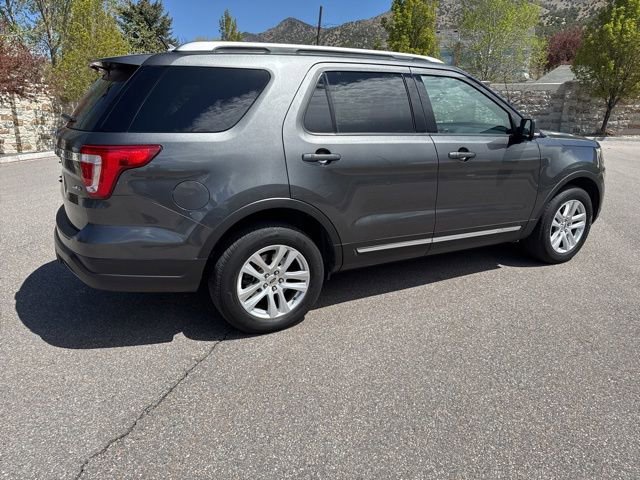 Used 2019 Ford Explorer XLT w/ Equipment Group 202A AWD/4WD image 12