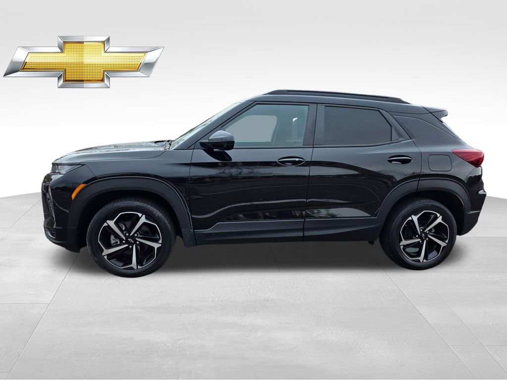 Used 2023 Chevrolet TrailBlazer RS w/ Convenience Package image 3