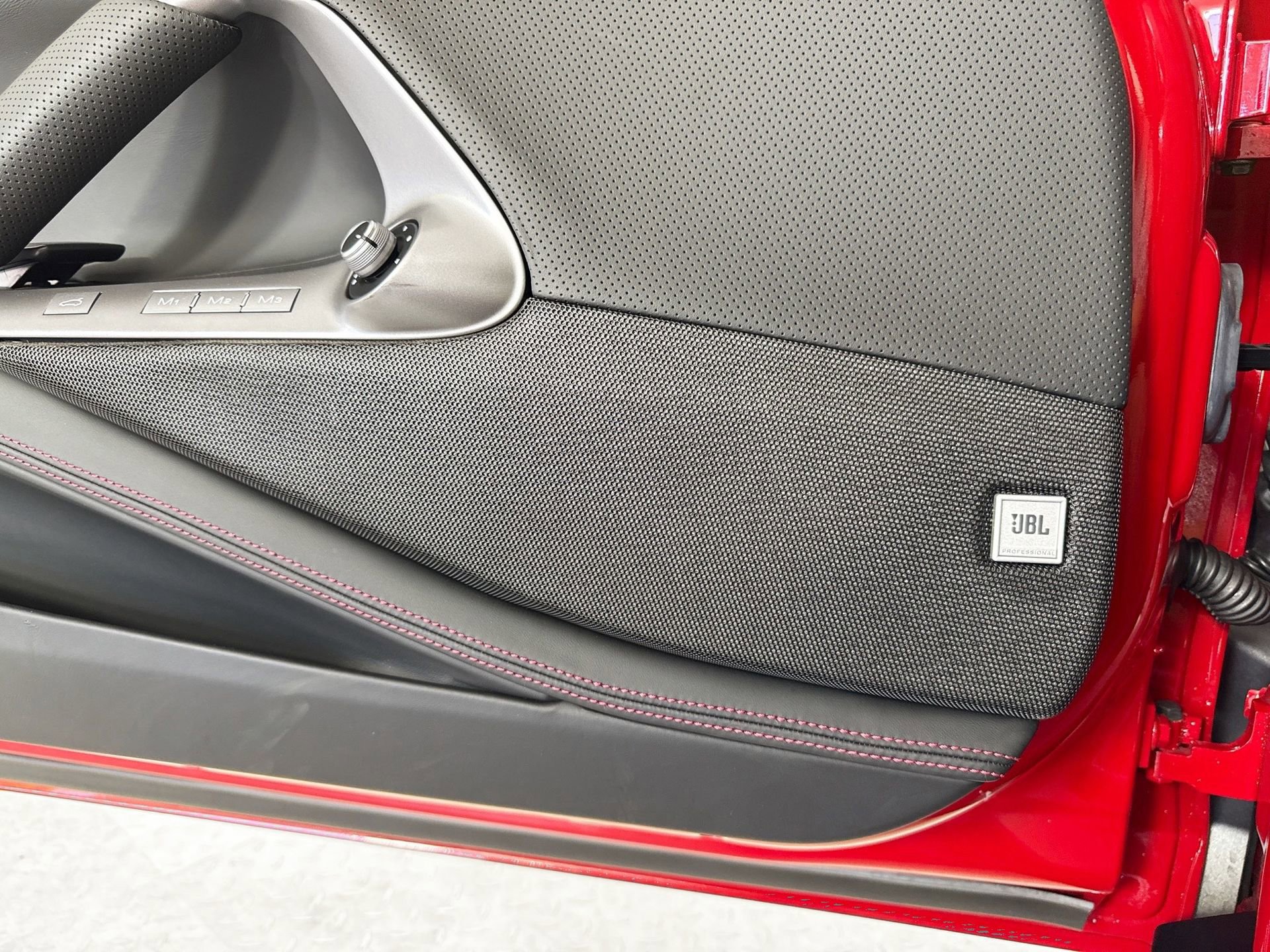 Certified 2020 Ferrari 812 Superfast image 17