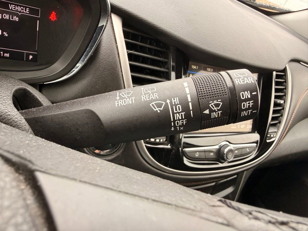 Used 2018 Chevrolet Trax LT w/ Driver Confidence Package image 33