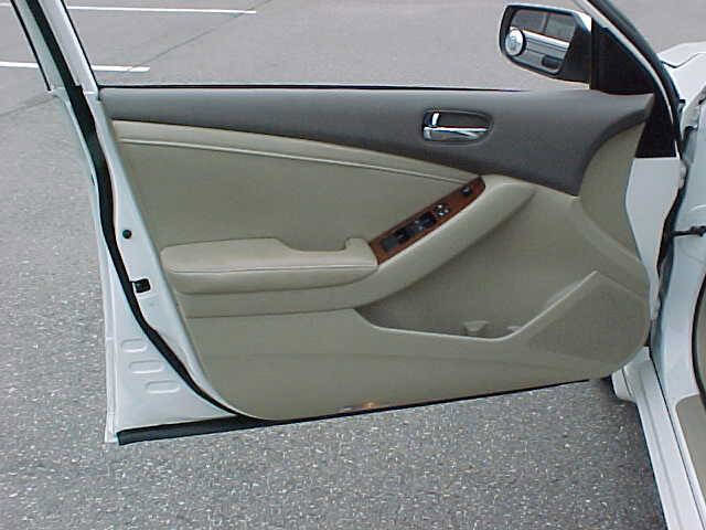 Used 2008 Nissan Altima 2.5 SL w/ SL Pkg image 24