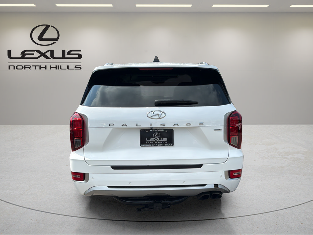 Used 2022 Hyundai Palisade Limited w/ Winter Package AWD/4WD image 7