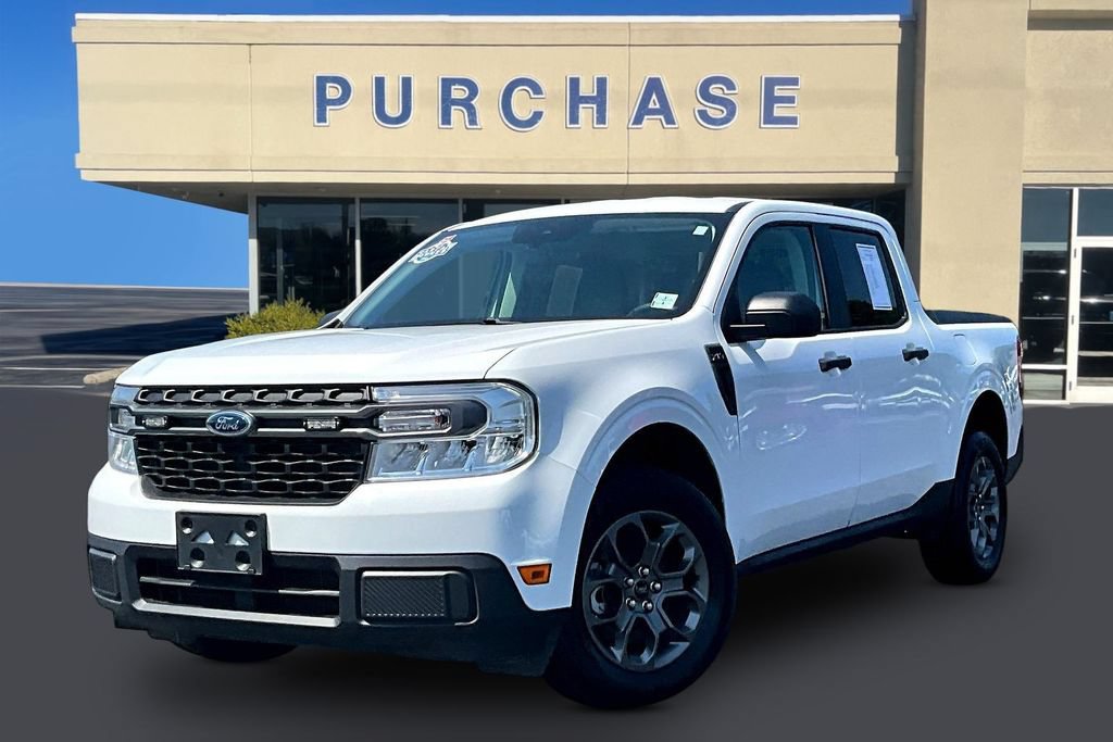 Used 2024 Ford Maverick XLT FWD image 3