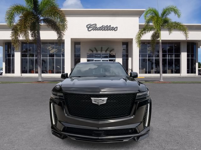 Certified 2023 Cadillac Escalade V AWD/4WD image 4