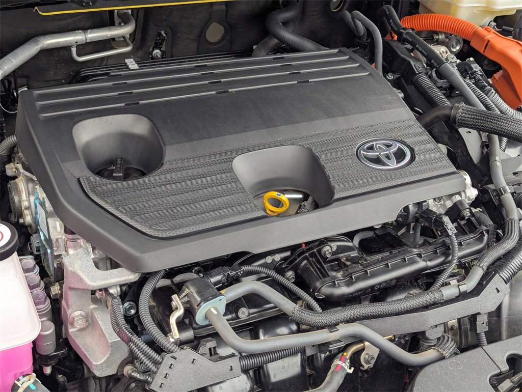 Used 2024 Toyota Crown Limited image 35