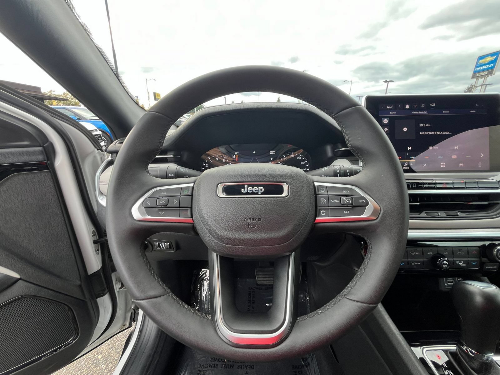 Used 2025 Jeep Compass Limited AWD/4WD image 28
