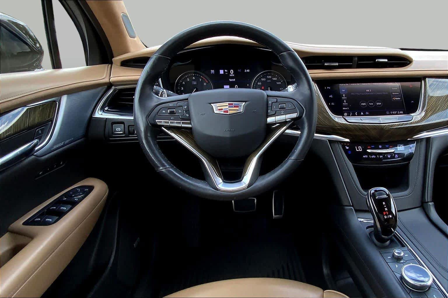 Used 2020 Cadillac XT6 Sport w/ Platinum Package AWD/4WD image 6