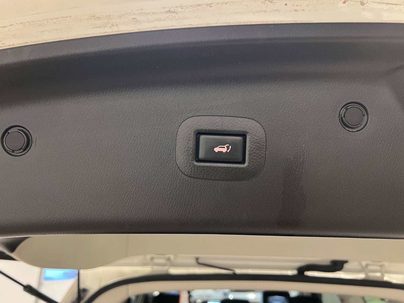 Used 2020 Nissan Armada Platinum w/ Interior Lighting Package AWD/4WD image 38