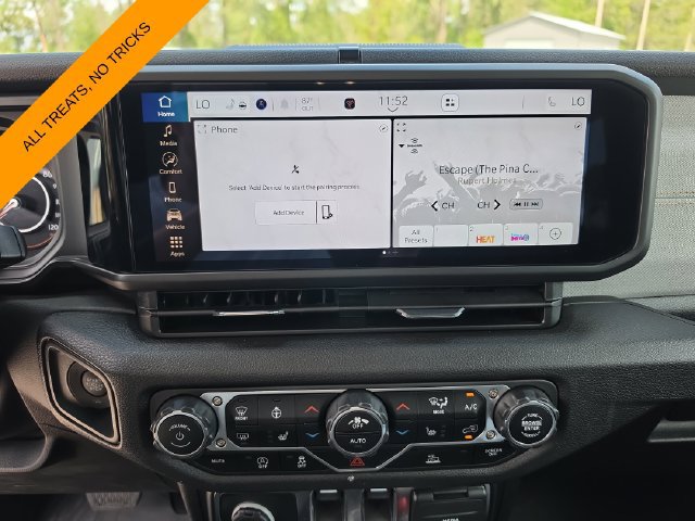 Certified 2025 Jeep Wrangler Sport AWD/4WD image 15