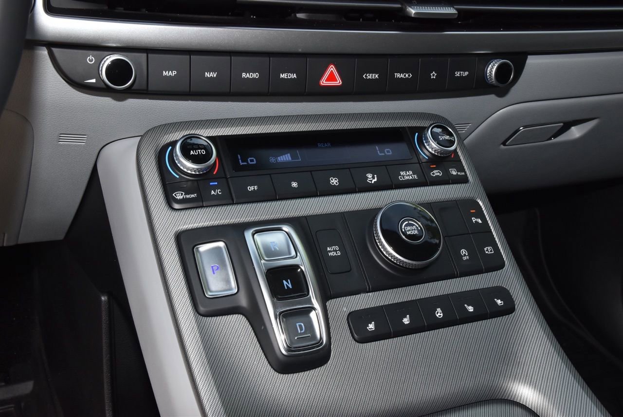 Used 2024 Hyundai Palisade SEL w/ Premium Package image 31