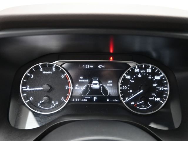 Used 2023 Nissan Rogue SV image 16