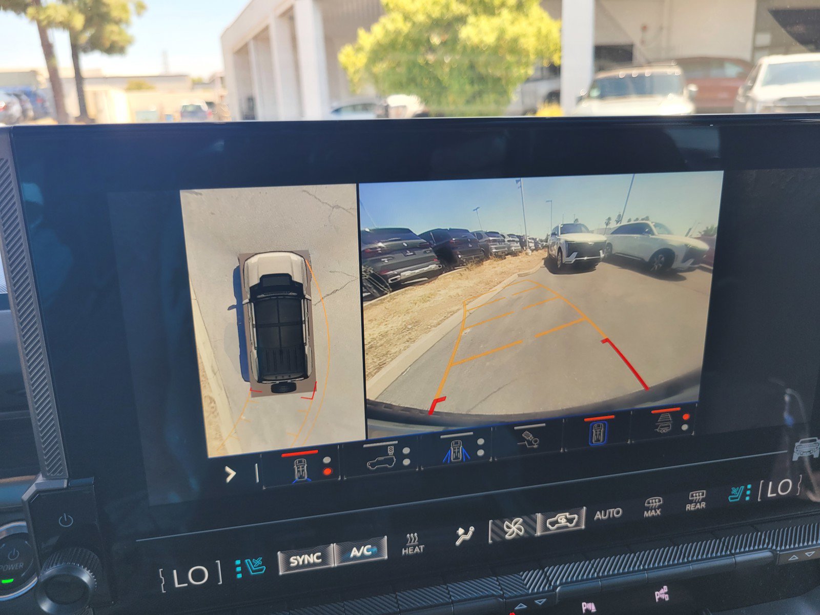 Used 2025 GMC Hummer EV 3X w/ LPO, Illumination Package AWD/4WD image 18
