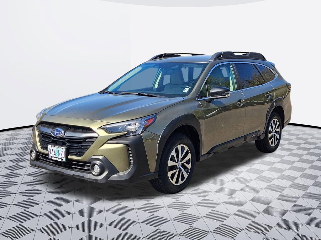 Used 2023 Subaru Outback Premium AWD/4WD image 2