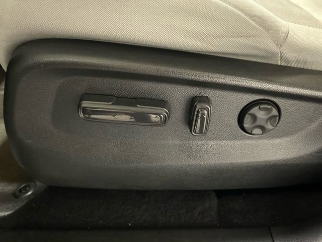 Used 2018 Honda CR-V EX image 12