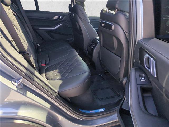 Used 2024 BMW X5 xDrive40i w/ Parking Assistance Package AWD/4WD image 22