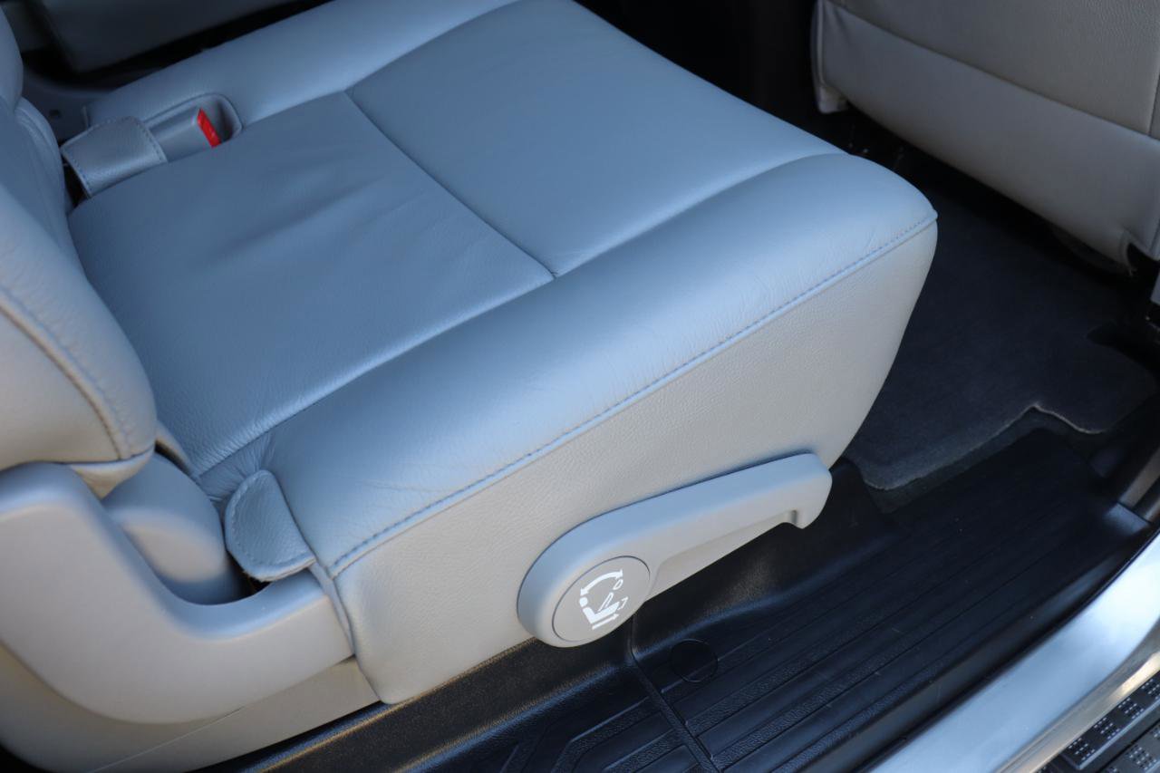 Used 2016 Toyota Sequoia Limited image 35