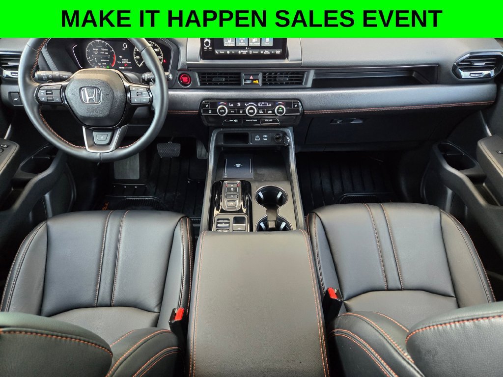 Used 2025 Honda Pilot TrailSport image 16