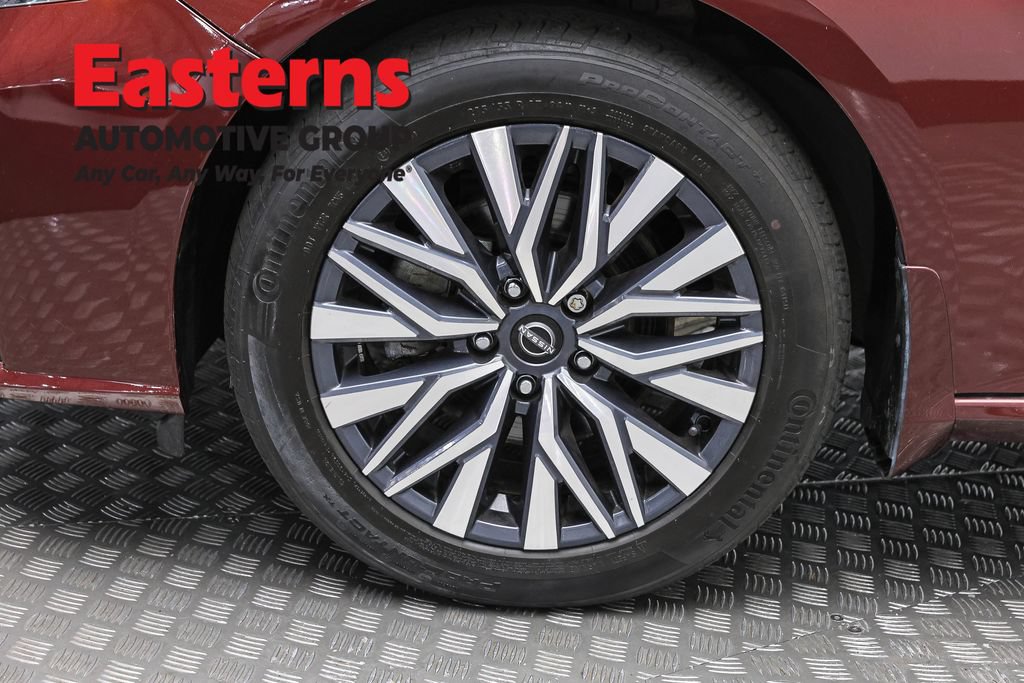 Used 2023 Nissan Altima 2.5 SV AWD/4WD image 32