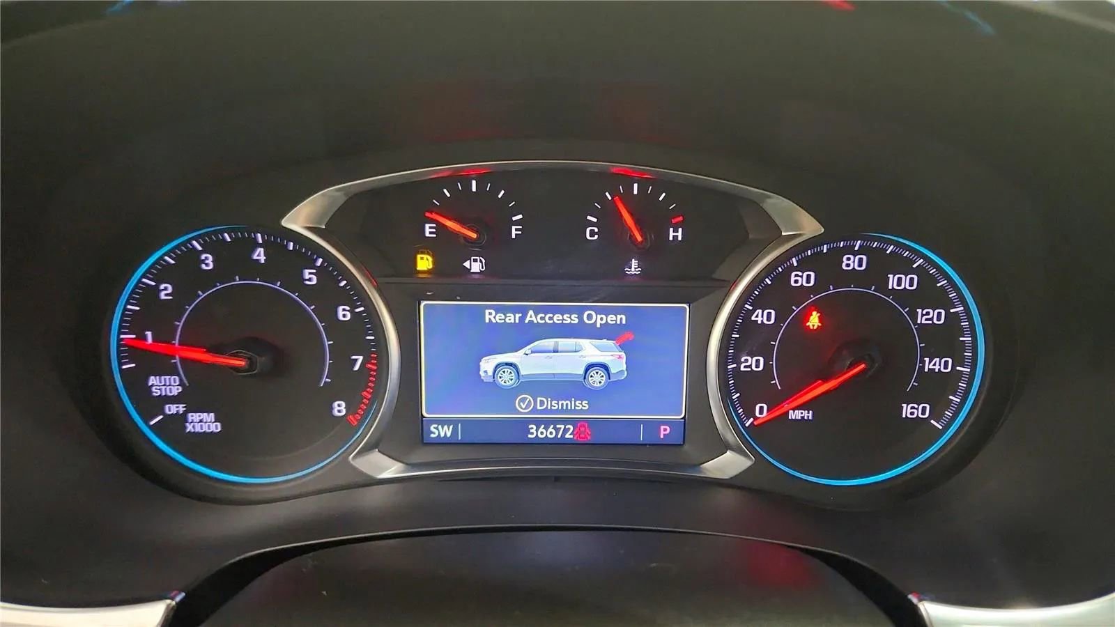 Used 2023 Chevrolet Traverse LT image 25