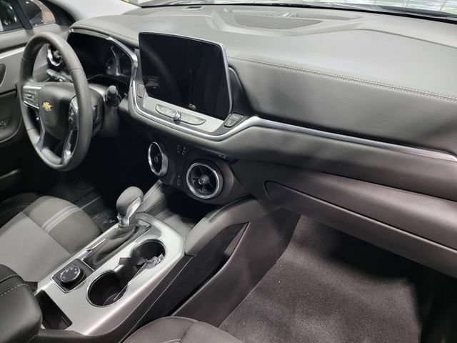 New 2026 Chevrolet Blazer LT w/ Convenience Package AWD/4WD image 16