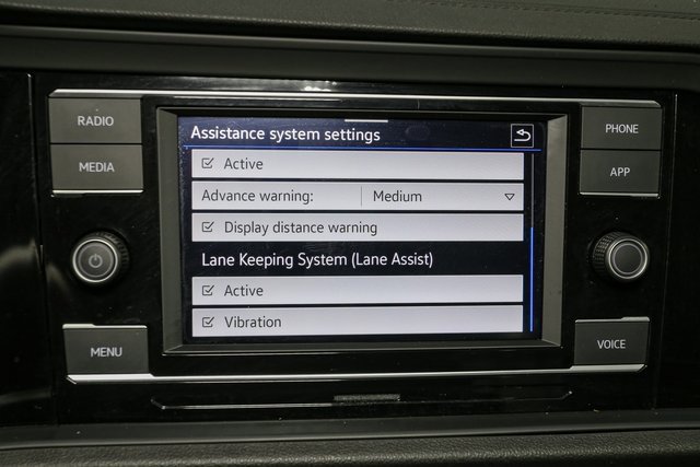 Used 2023 Volkswagen Jetta SE image 23