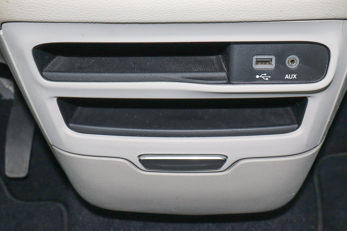 Used 2020 Chrysler Pacifica Limited image 25