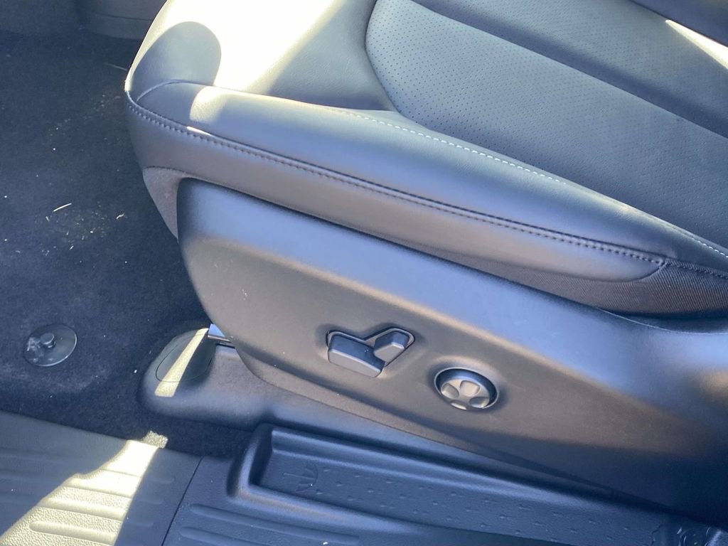 New 2026 Chrysler Pacifica Select image 39