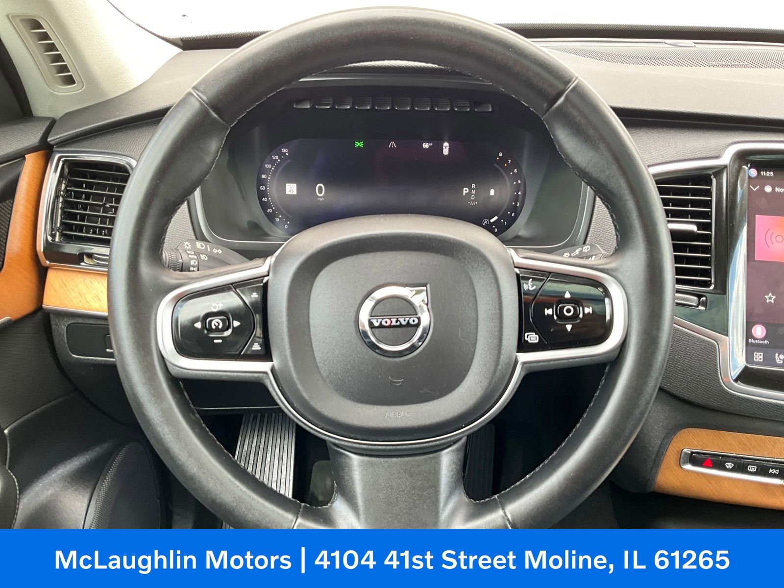 Used 2023 Volvo XC90 B6 Plus w/ Protection Package Premier AWD/4WD image 10